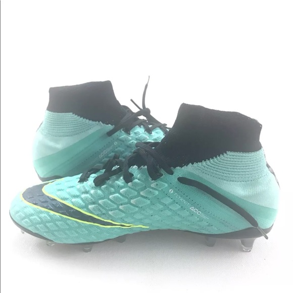 nike hypervenom phantom size 8